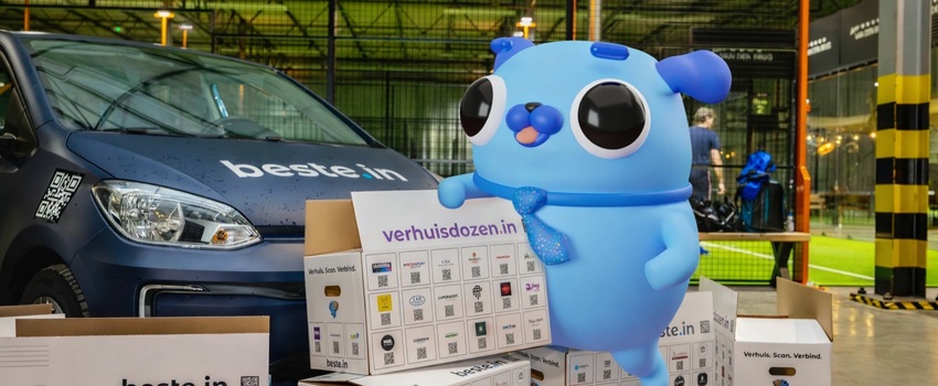 Bestie trots op eerste gratis verhuisdozen in Drachten